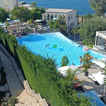 Matthews Beach House Влёра Экстерьер фото